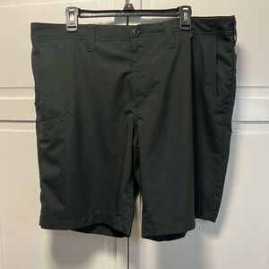 5.11 Tactical 10 Inch Performance Utility Shorts Size Men’s 38 Color Black